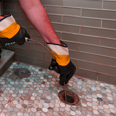 Emergency Sewer Clog Removal in Toronto: When to Call the Pros